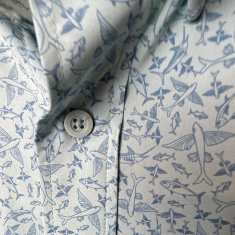 GILLZ Men's Light Blue Fish Pattern Polo Shirt L Zipper Pocket Button Breathable - Picture 5 of 8